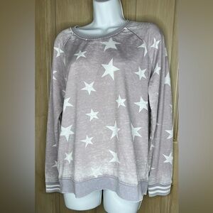 Honeydew Lavender Star  Pullover Size L